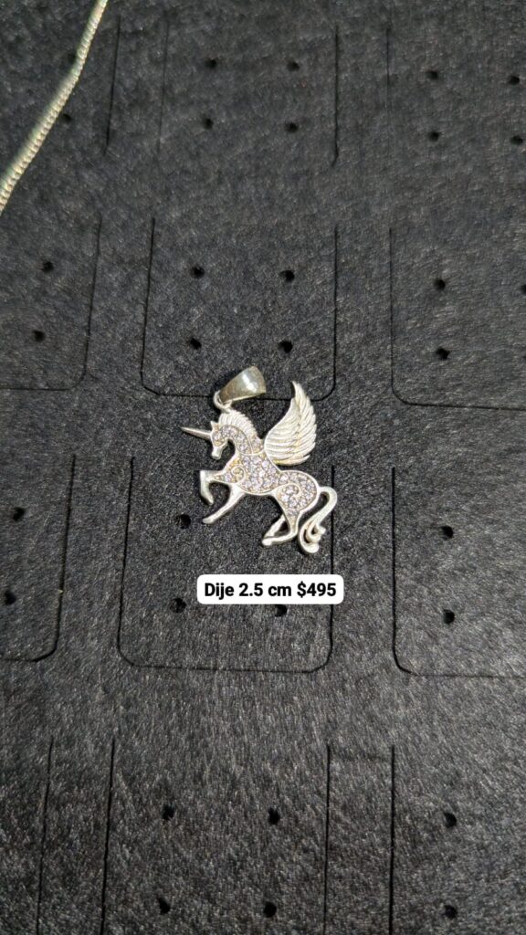 DIJE DE UNICORNIO